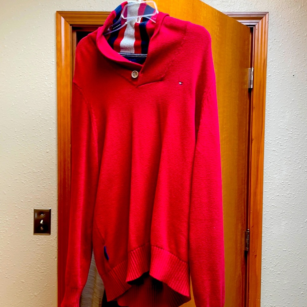 Tommy Hilfiger Fall/Winter Sweater 😍🔥😍 Large